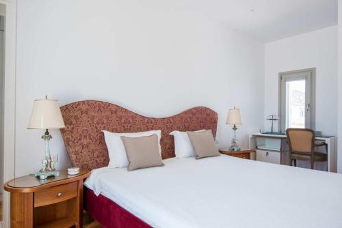Antiparos-Mar11